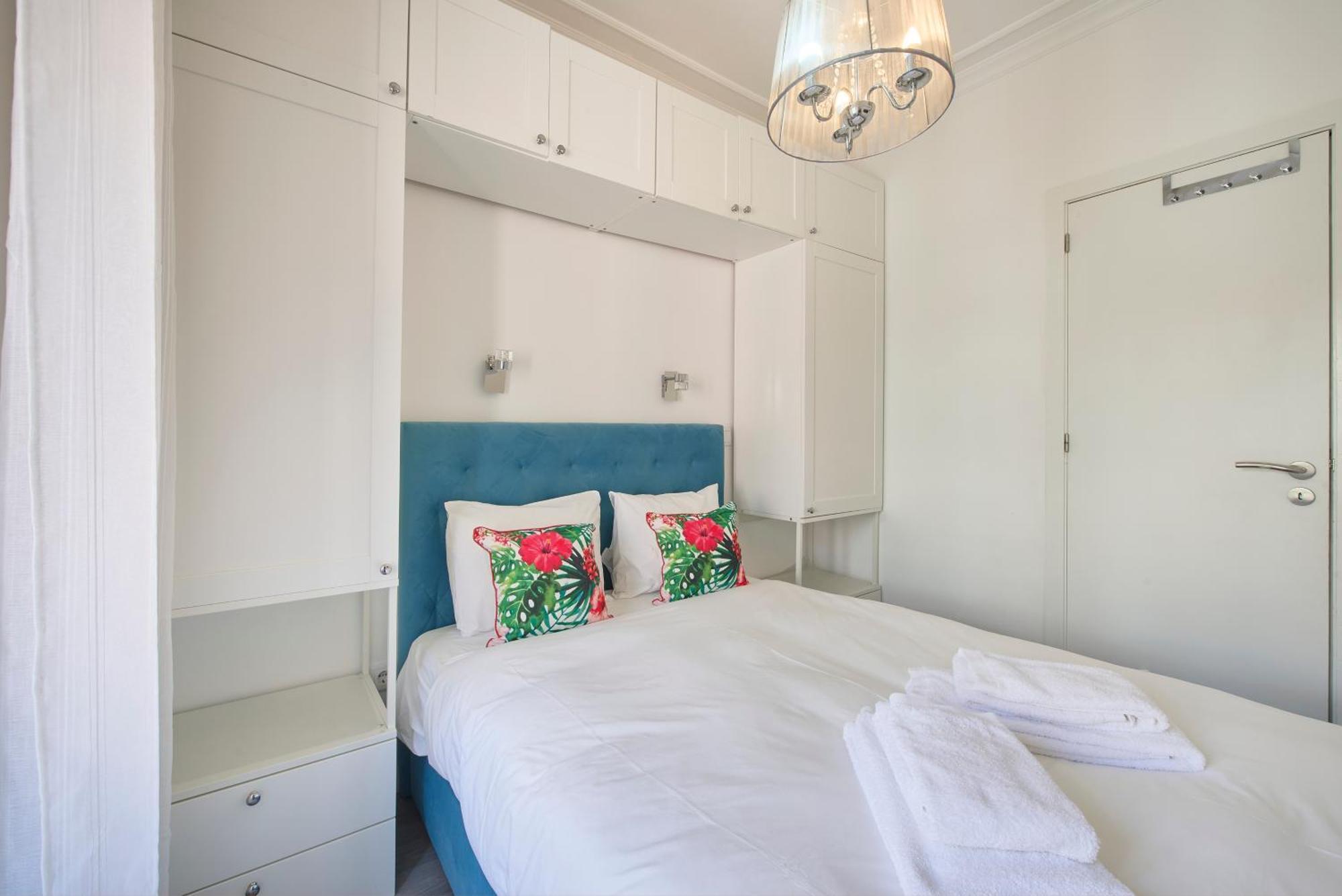 New 3 Bedroom Flat With River On Sight @alameda Appartement