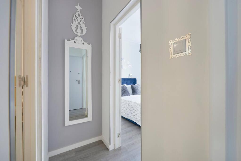 Apartment New 3 Bedroom Flat With River On Sight @alameda Lissabon
